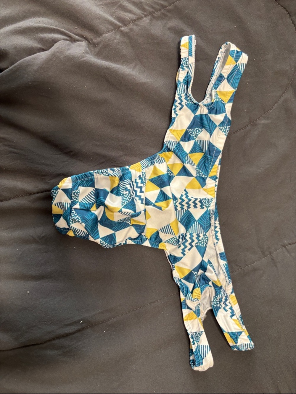 Male power thong in Blue, Yellow & White (27)